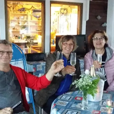 Holiday park Lomakyla Kultahiekat 3*